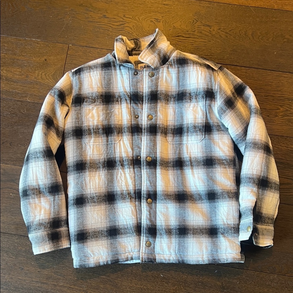 Old Navy Men's Black and Cream Plaid Shirt Jacket
